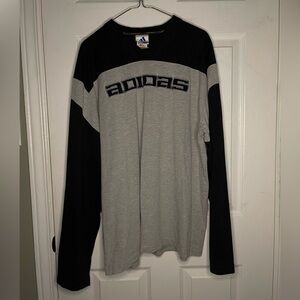 Vintage adidas long sleeve shirt. Size large